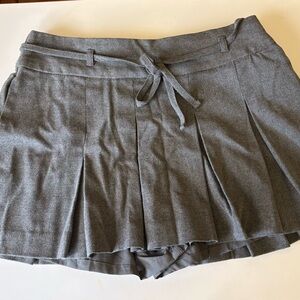 Hollister Gray Pleated Skort with Tie Waist